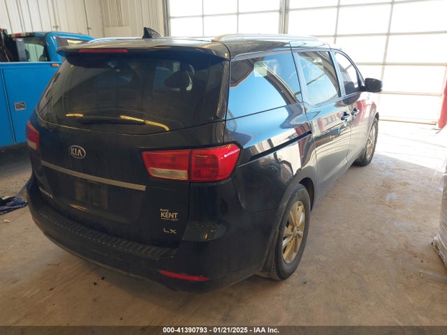 KIA SEDONA LX 2016 KNDMB5C11G6099786 Image 4