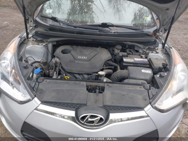 KMHTC6AD8HU306680 Hyundai Veloster