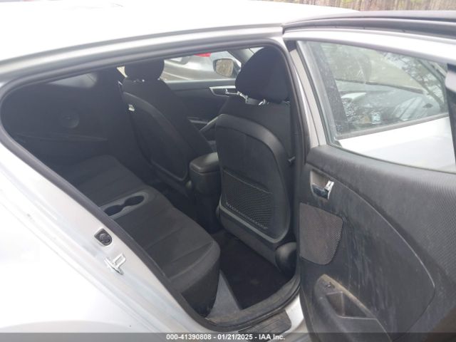 KMHTC6AD8HU306680 Hyundai Veloster