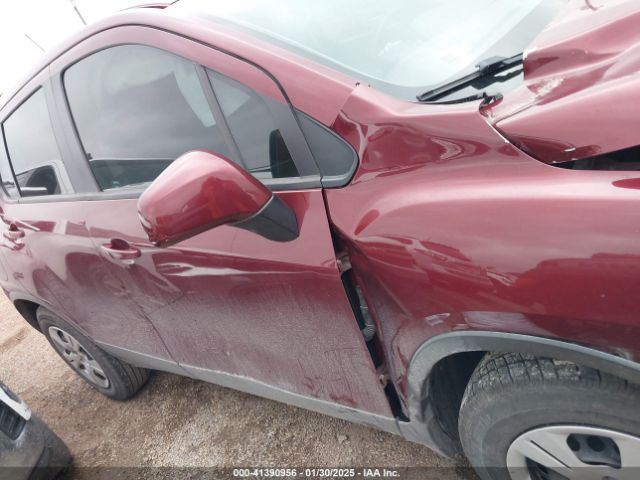 3GNCJKSB8HL151730 Chevrolet TRAX LS