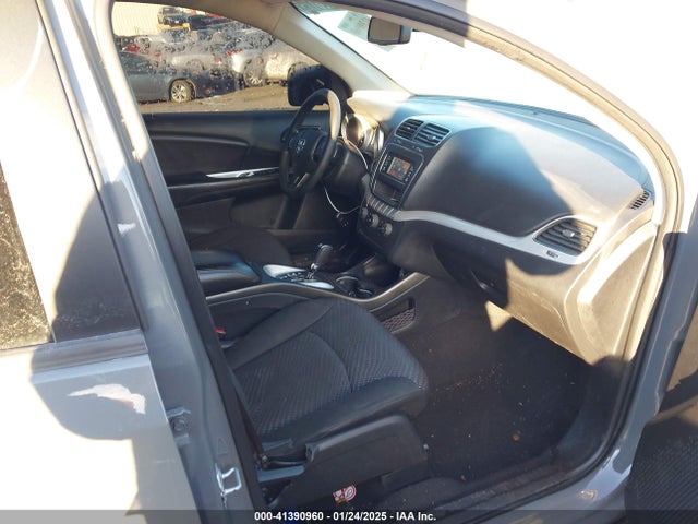 2020 DODGE JOURNEY 3C4PDCAB1LT267997 Photo 4