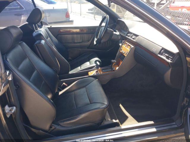 1993 MERCEDES-BENZ 300 WDBEA52E3PB994892 Photo 4