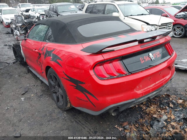 Ford Mustang Ecoboost Premium 2018 1FATP8UH1J5124408 Image 3