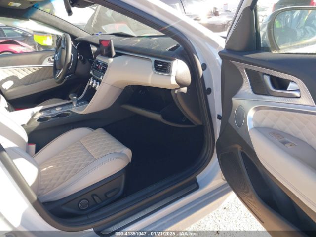 KMTG54TE4PU106065 Genesis G70 3.3t Rwd