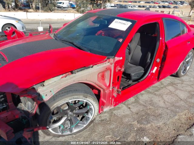 2C3CDXHG2KH726666 Dodge Charger Gt Rwd