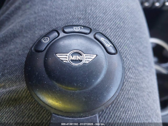 2007 MINI COOPER WMWMF33597TT52427 Photo 10