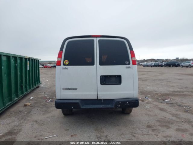 1GCWGAFP7J1197552 Chevrolet Express 2500 Work Van