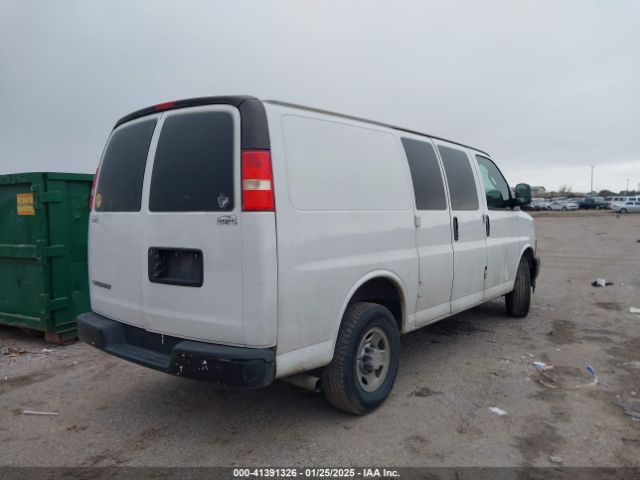 1GCWGAFP7J1197552 Chevrolet Express 2500 Work Van