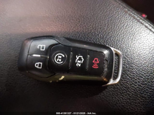 Ford Explorer Limited 2017 1FM5K7F85HGA63910 Image 11