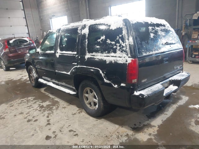 1999 CADILLAC ESCALADE 1GYEK13R6XR404534 Photo 2