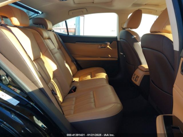 JTHBK1GG7G2218302 Lexus ES 350
