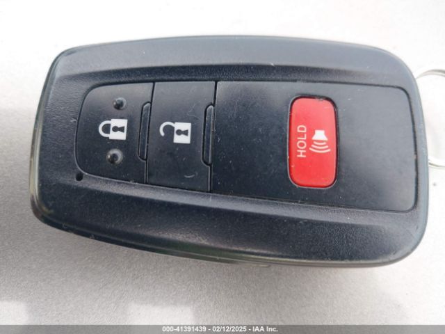 JTND4MBE4M3106053 Toyota COROLLA SE