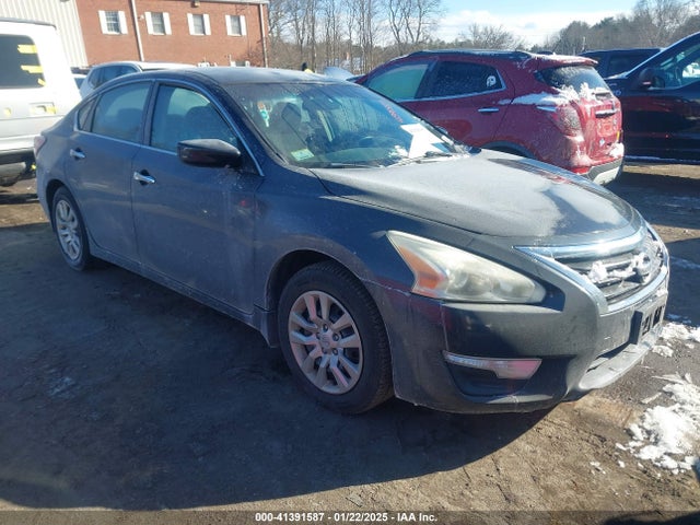 Nissan Altima 2.5 S 2015 1N4AL3AP9FC239424 Image 1