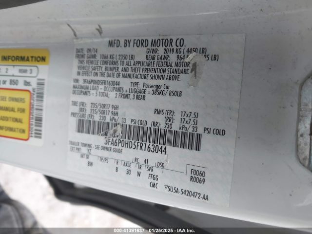 3FA6P0HD5FR163044 Ford FUSION SE