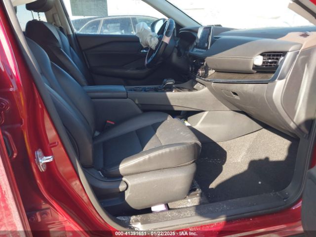 5N1BT3BB2NC694420 Nissan Rogue Sv Intelligent Awd
