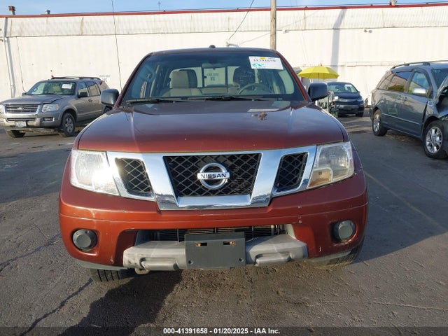 1N6AD0EV9HN760016 Nissan 2017