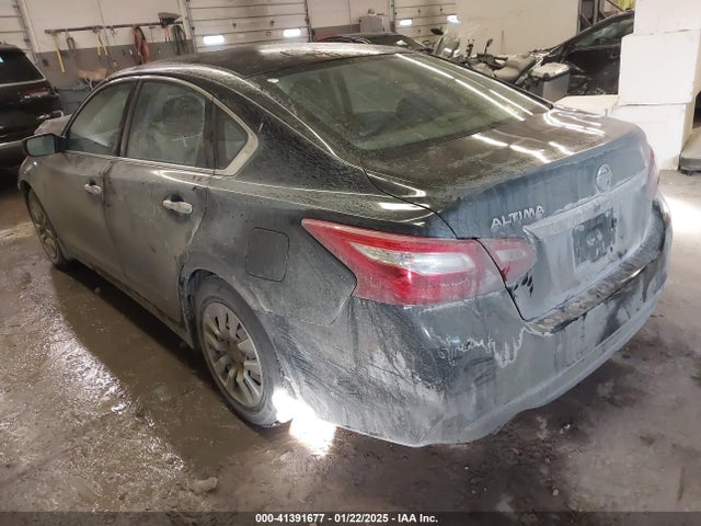 1N4AL3AP1HN310204 Nissan Altima 2.5 S