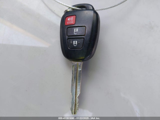 Toyota RAV4 LE 2014 JTMZFREVXEJ019073 Image 11
