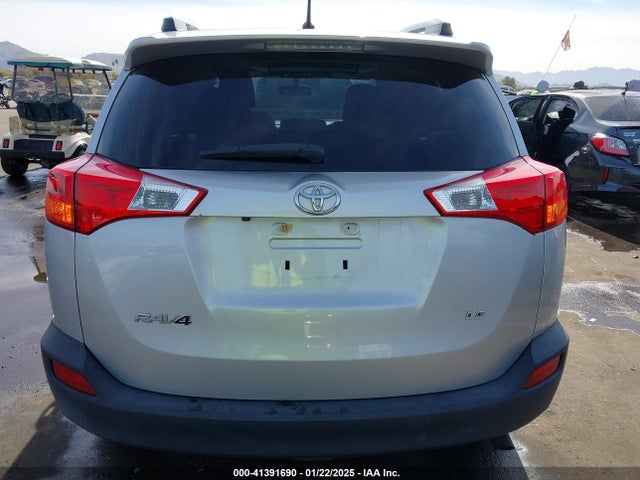 Toyota RAV4 LE 2014 JTMZFREVXEJ019073 Image 16
