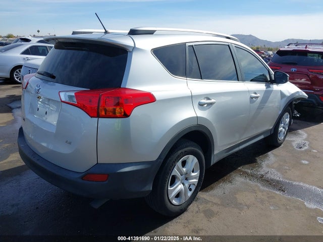 Toyota RAV4 LE 2014 JTMZFREVXEJ019073 Image 4