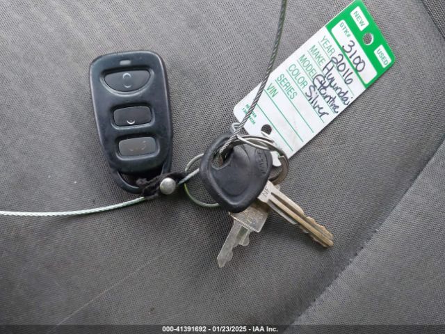 KMHDH4AE3GU479170 Hyundai ELANTRA SE