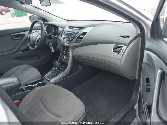 KMHDH4AE3GU479170 Hyundai ELANTRA SE