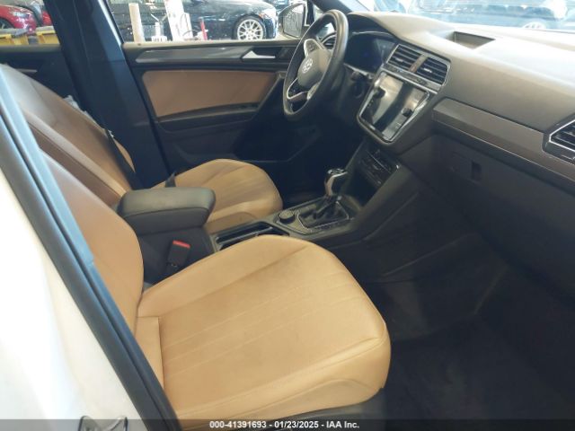 3VVMB7AX3RM026247 Volkswagen Tiguan 2.0t Se/2.0t Wolfsburg Edition