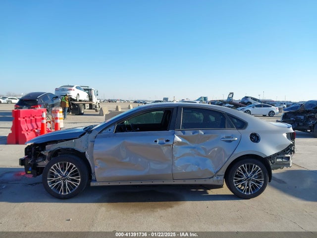 KIA Forte Gt-line 2024 3KPF54AD6RE710321 Image 15