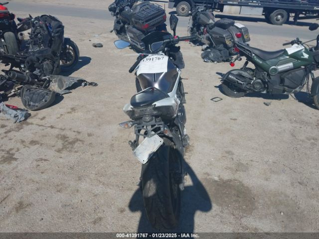 2021 KAWASAKI EX650 ML5EXEN11MDA37442 Photo 5