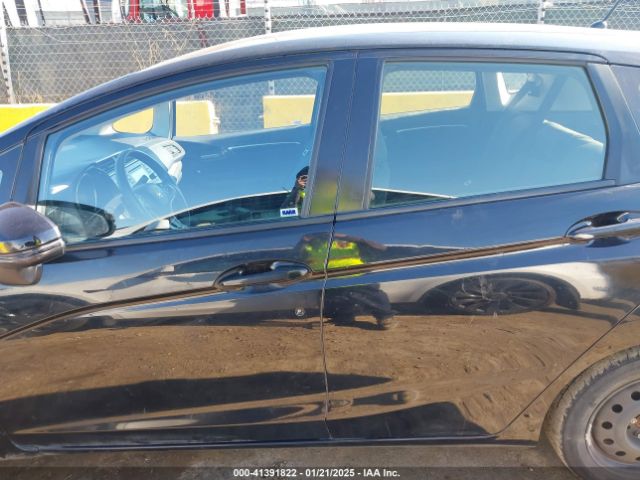 JHMGK5H58HS018203 Honda FIT LX