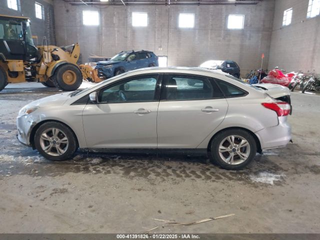 1FADP3F21EL244484 Ford FOCUS SE