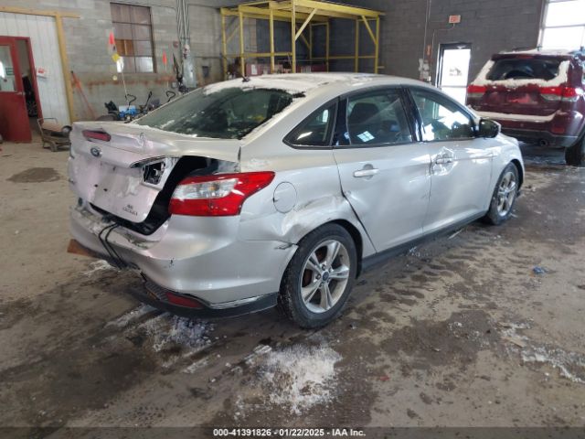 1FADP3F21EL244484 Ford FOCUS SE