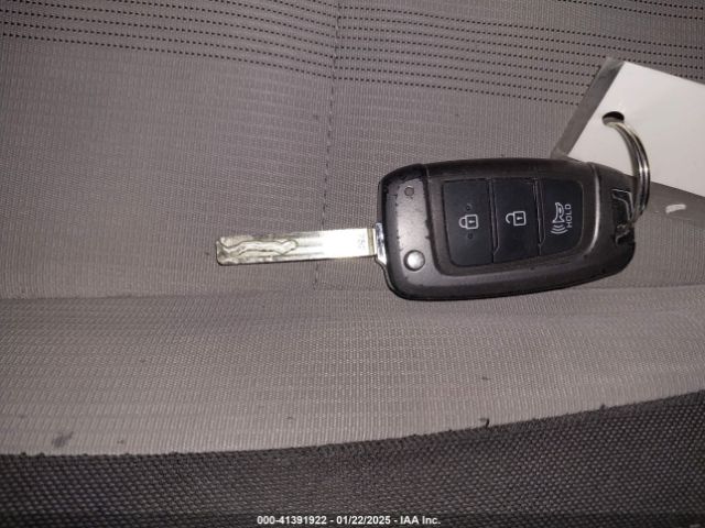 KMHRC8A33MU081091 Hyundai Venue Sel