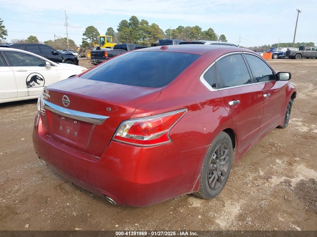 Nissan Altima 2.5 S 2015 1N4AL3AP8FN871920 Image 4