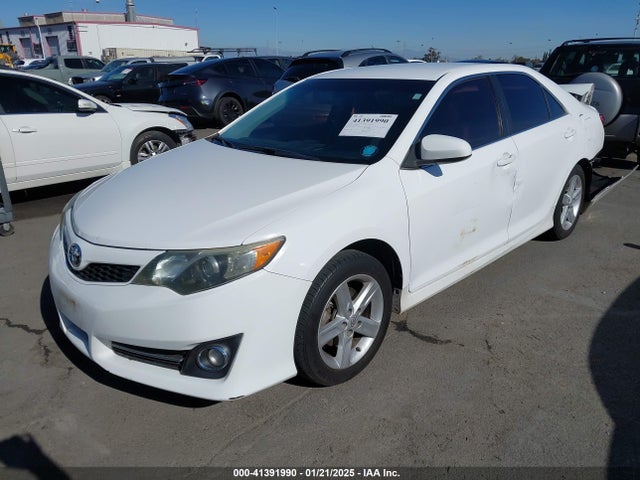 Toyota CAMRY SE 2014 4T1BF1FK6EU817605 Image 2