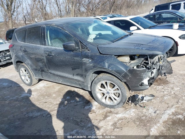 Ford ESCAPE SE 2019 1FMCU9GDXKUB54284 Image 1