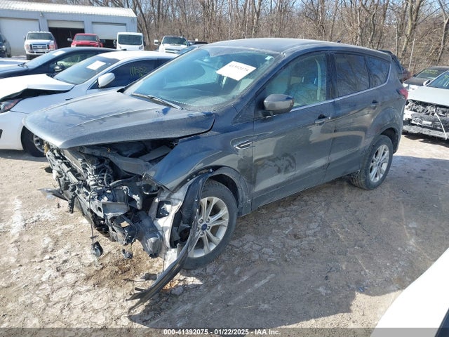 Ford ESCAPE SE 2019 1FMCU9GDXKUB54284 Image 2