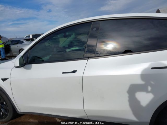 7SAYGDEE0PA070121 Tesla Model Y