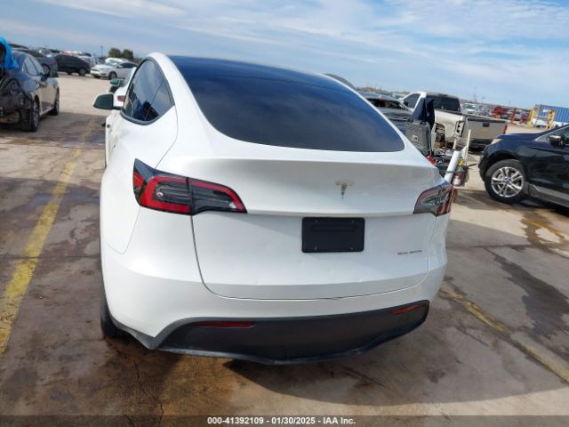 7SAYGDEE0PA070121 Tesla Model Y