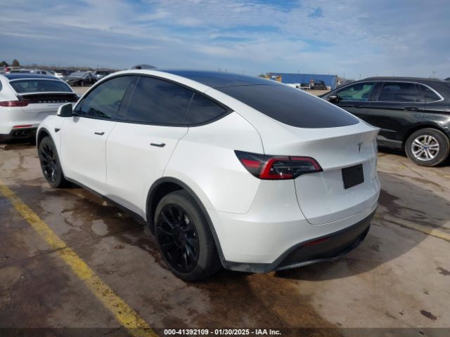 7SAYGDEE0PA070121 Tesla Model Y