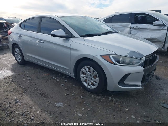 Hyundai ELANTRA SE 2017 5NPD74LF3HH192422 Image 1