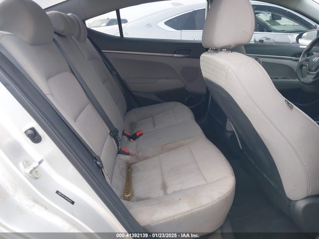 Hyundai ELANTRA SE 2017 5NPD74LF3HH192422 Image 8
