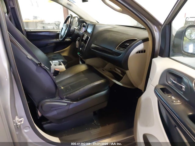 Chrysler Town & Country Touring 2016 2C4RC1BG2GR280227 Image 5