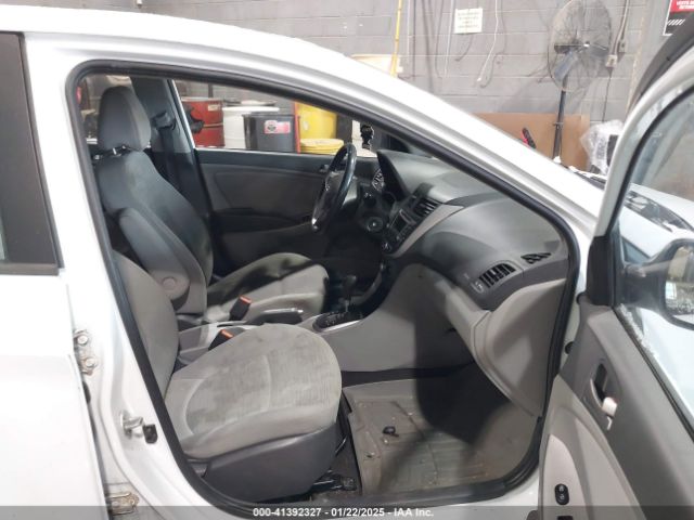 KMHCT5AE3FU198484 Hyundai ACCENT GS