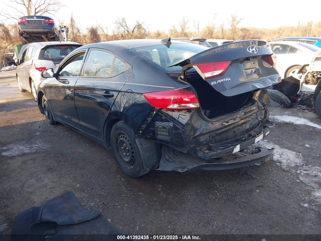 Hyundai ELANTRA SE 2017 5NPD84LF6HH050742 Image 3