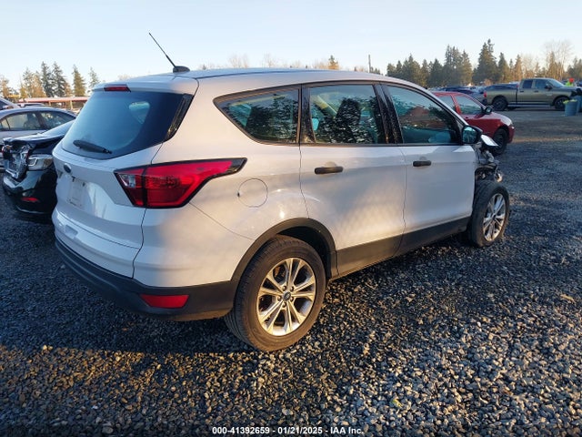 Ford ESCAPE S 2019 1FMCU0F77KUA36569 Image 4