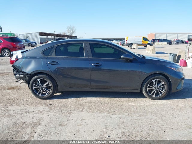 3KPF24AD5RE817708 KIA Forte Lxs