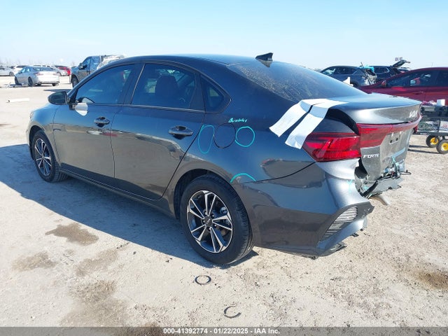 3KPF24AD5RE817708 KIA Forte Lxs