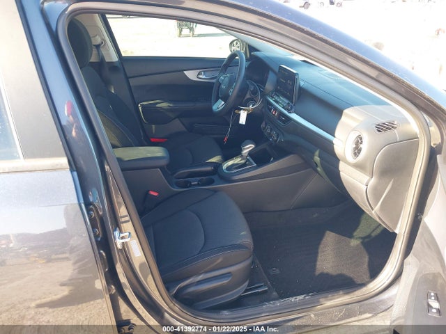 3KPF24AD5RE817708 KIA Forte Lxs