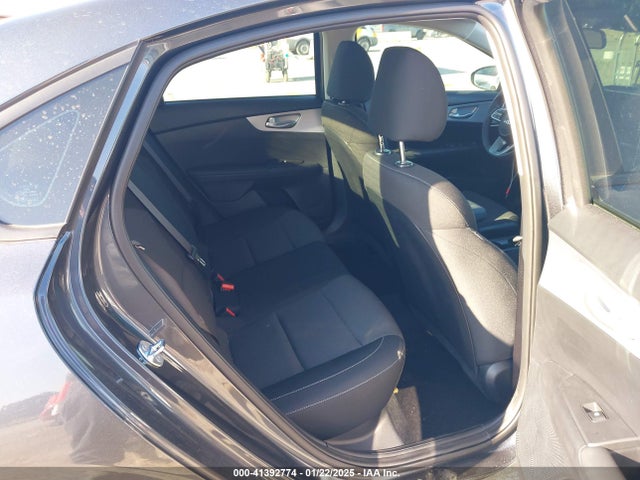 3KPF24AD5RE817708 KIA Forte Lxs